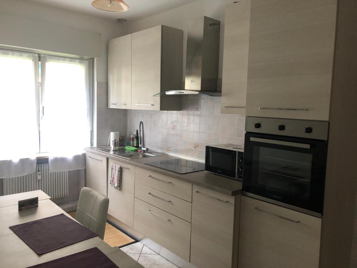 Casa Di Max - Private Room In Apartment With Shared Bathroom Free Parking โบลซาโน ภายนอก รูปภาพ