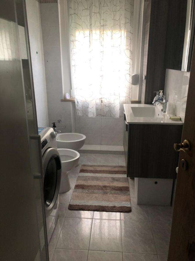 Casa Di Max - Private Room In Apartment With Shared Bathroom Free Parking โบลซาโน ภายนอก รูปภาพ