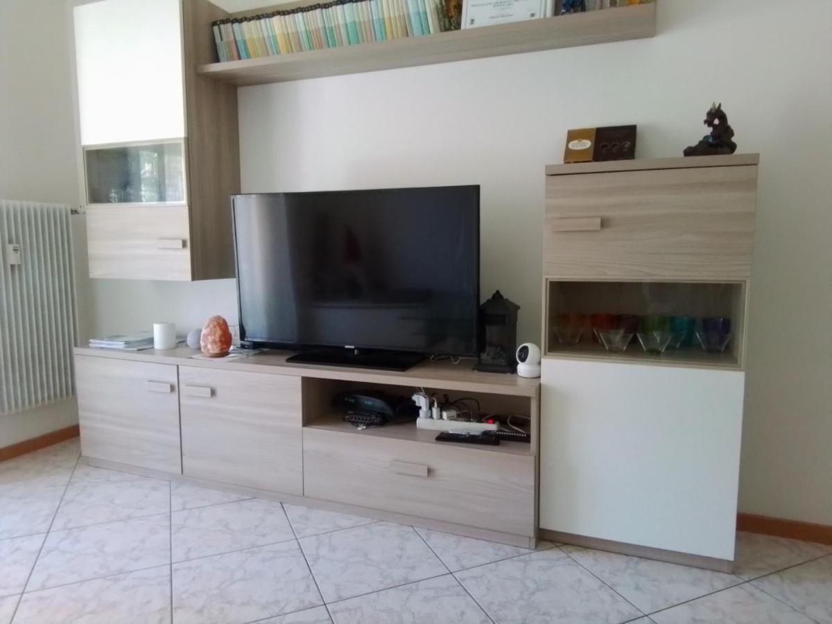 Casa Di Max - Private Room In Apartment With Shared Bathroom Free Parking โบลซาโน ภายนอก รูปภาพ